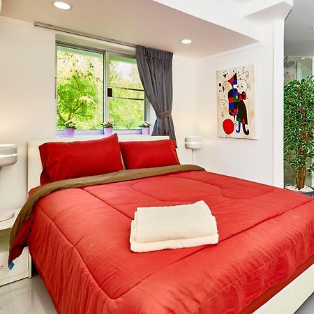 Luxurious Apartment On Jomtien Beach Road Extérieur photo