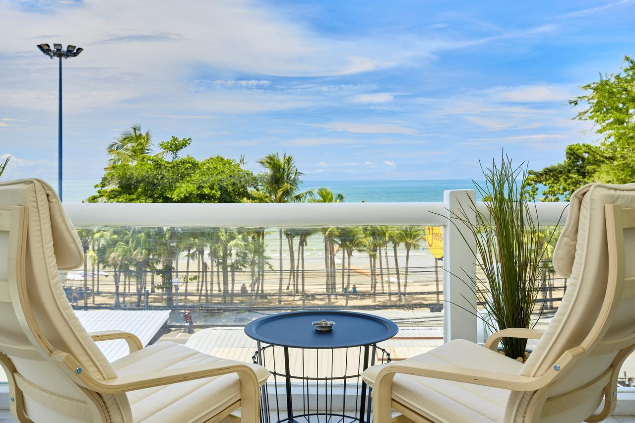 Luxurious Apartment On Jomtien Beach Road Extérieur photo