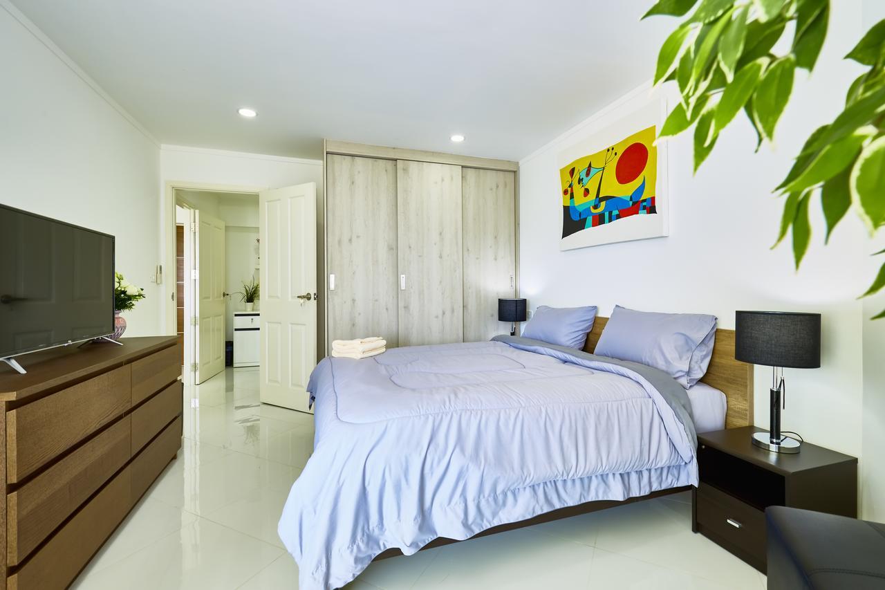 Luxurious Apartment On Jomtien Beach Road Extérieur photo