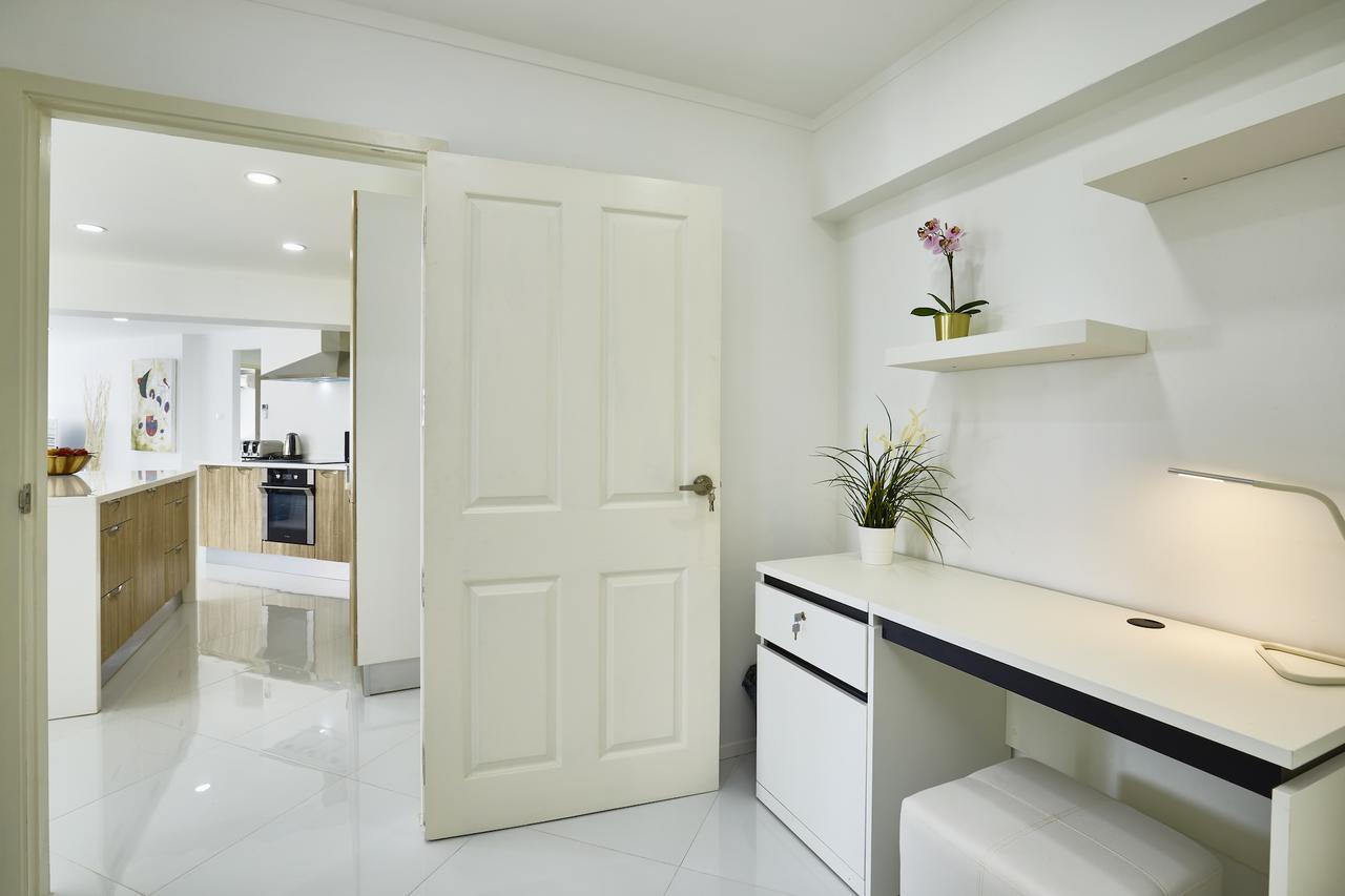 Luxurious Apartment On Jomtien Beach Road Extérieur photo