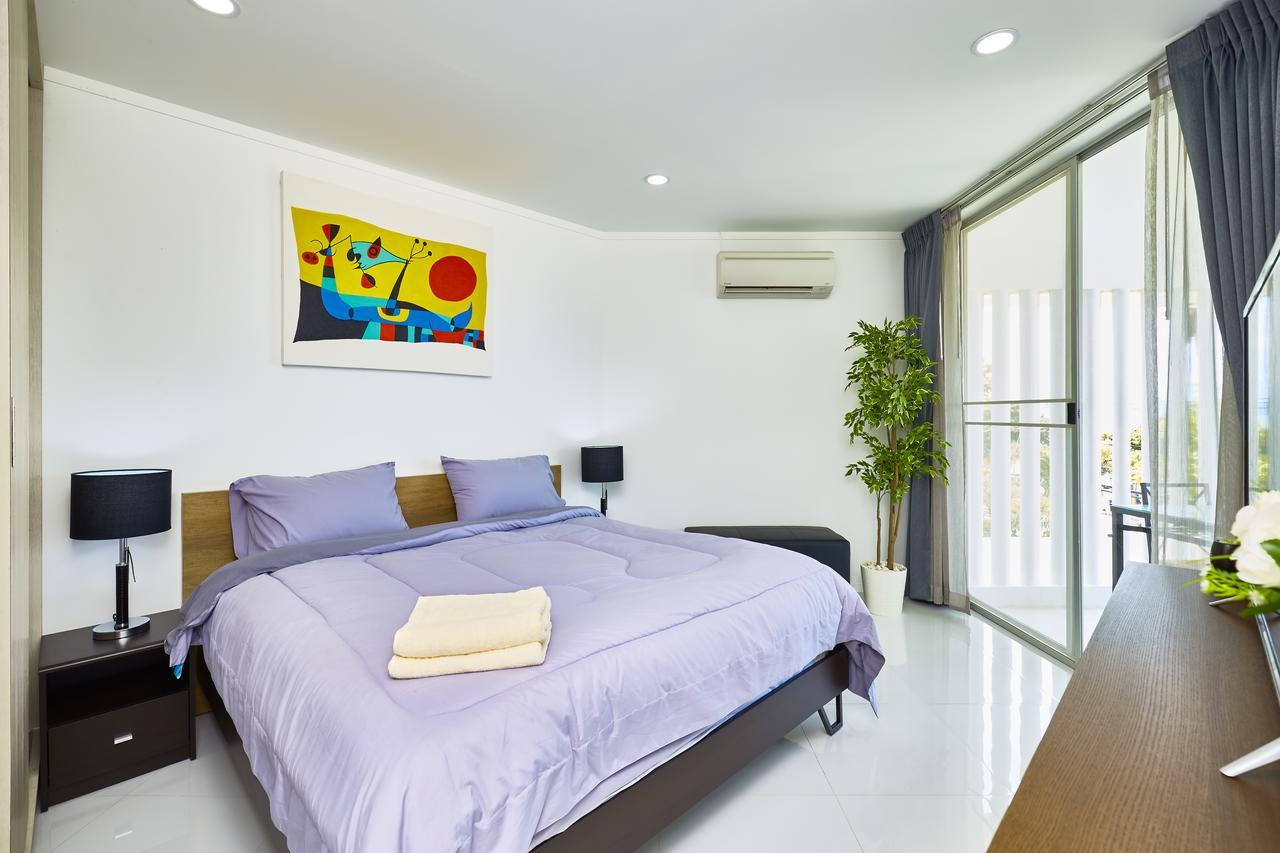 Luxurious Apartment On Jomtien Beach Road Extérieur photo