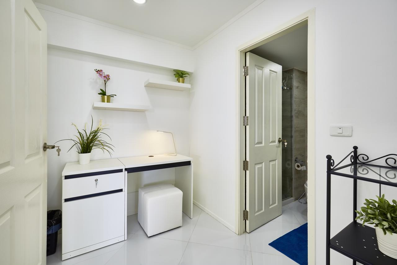 Luxurious Apartment On Jomtien Beach Road Extérieur photo